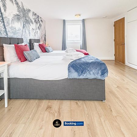 Stunning House By Ls2G Short Lets & Serviced Accommodation Greater London With Free Wifi Extérieur photo