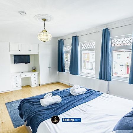 Stunning House By Ls2G Short Lets & Serviced Accommodation Greater London With Free Wifi Extérieur photo