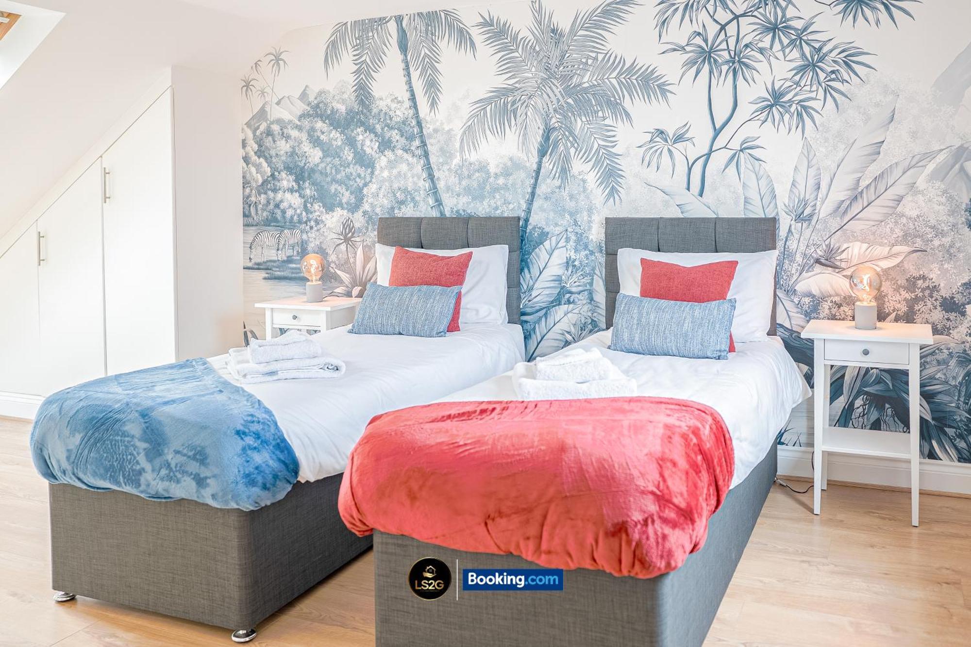 Stunning House By Ls2G Short Lets & Serviced Accommodation Greater London With Free Wifi Extérieur photo